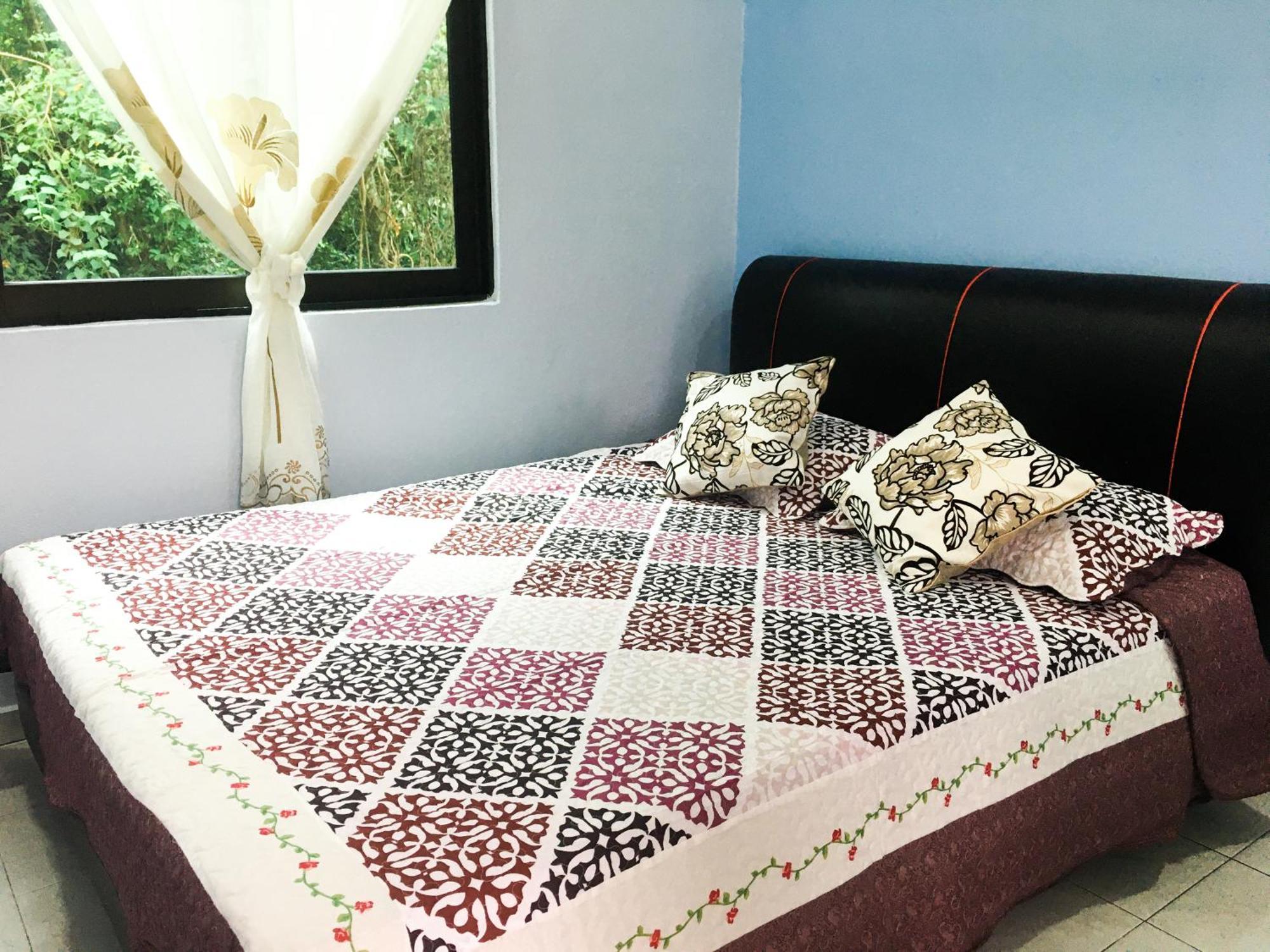 Kapal Terbang Guest House Langkawi Pantai Cenang  Room photo